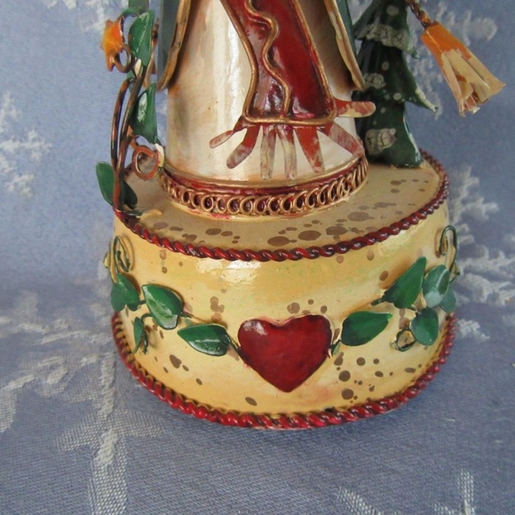 Musical Christmas angel music box  "Hark the Herald Angels" - Picture 4 of 6